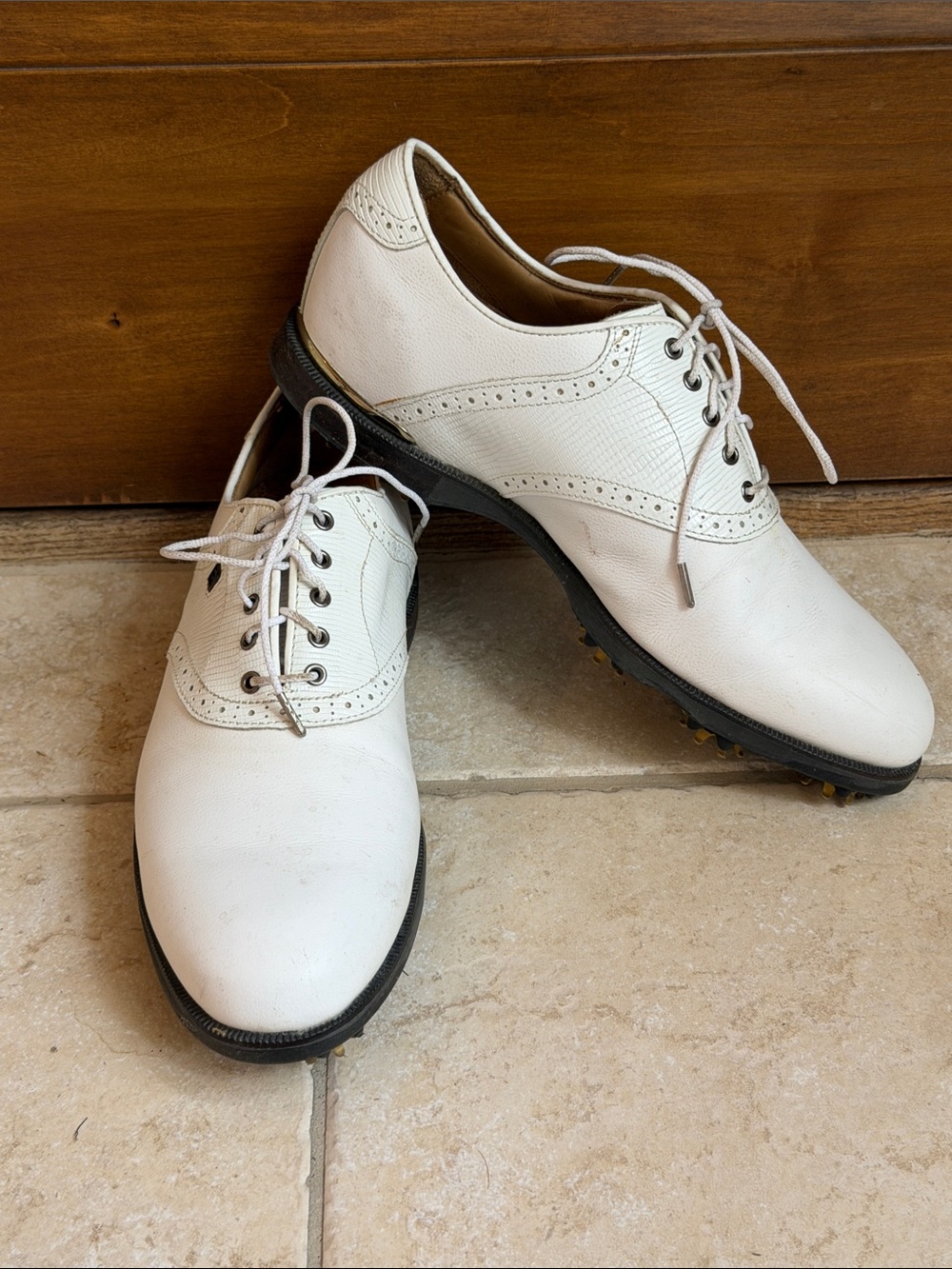 FootJoy ICON B BLACK Men's White Golf Saddle Shoes -Limited Edition